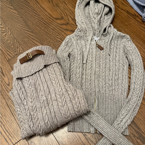 Frankie's Bikinis Sweaters - Frankie’s Bikinis sweat set
